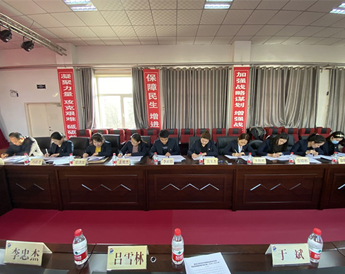 三公司召開“解放思想，建設兩強四優(yōu)企業(yè)” 第一階段專題二集中學習會議