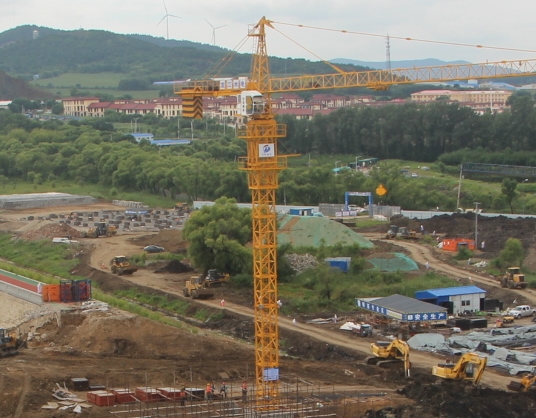驕陽之下 火力全開 —記三公司佳木斯市四豐山水庫除險加固工程項目